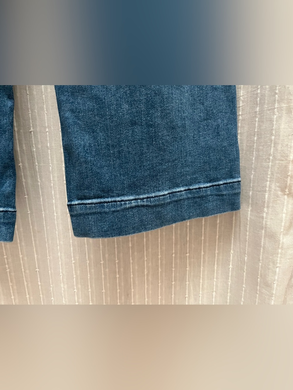 Maeve by Anthropologie The Colette Crop Wide Leg Jeans 28 EUC - Picture 9 of 11
